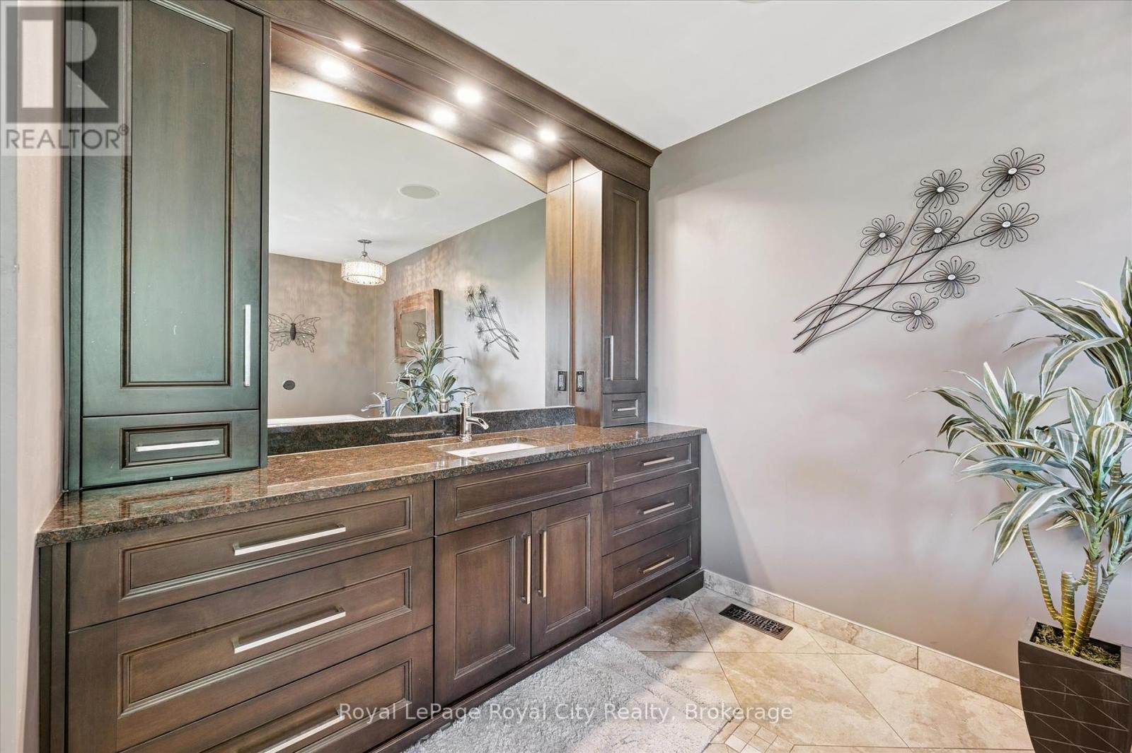 5072 Wellington Rd 32 Road, Guelph/eramosa, Ontario  N1H 6J4 - Photo 22 - X12433031