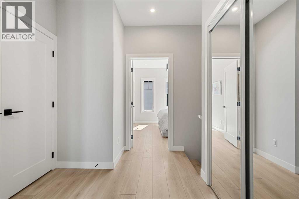 8149 8 Avenue Sw, Calgary, Alberta  T3H 6H9 - Photo 39 - A2251334