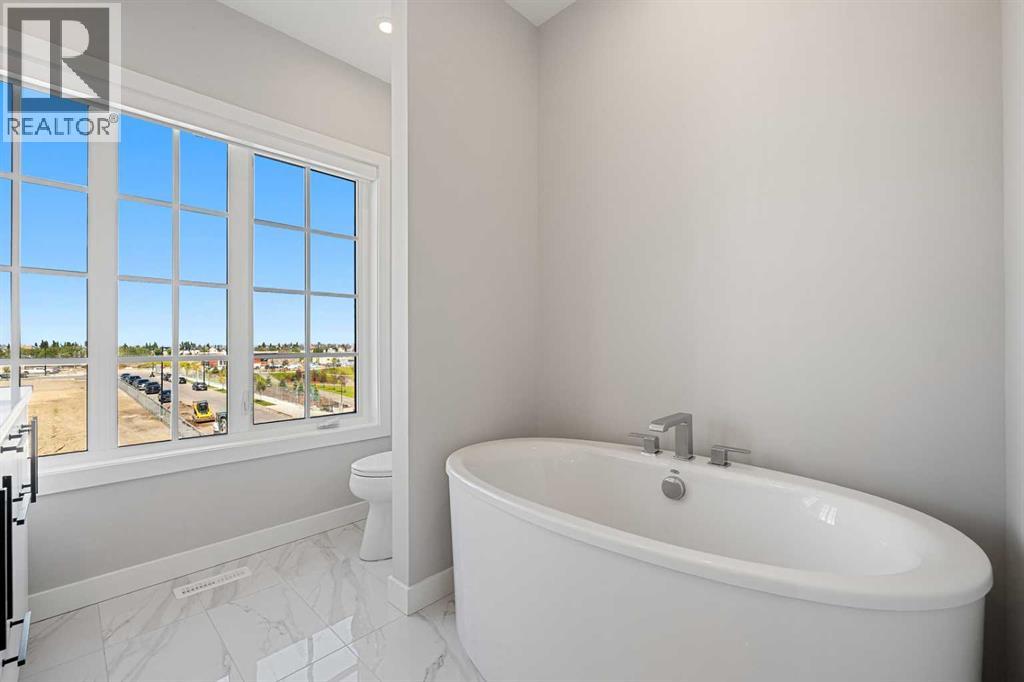 8149 8 Avenue Sw, Calgary, Alberta  T3H 6H9 - Photo 35 - A2251334