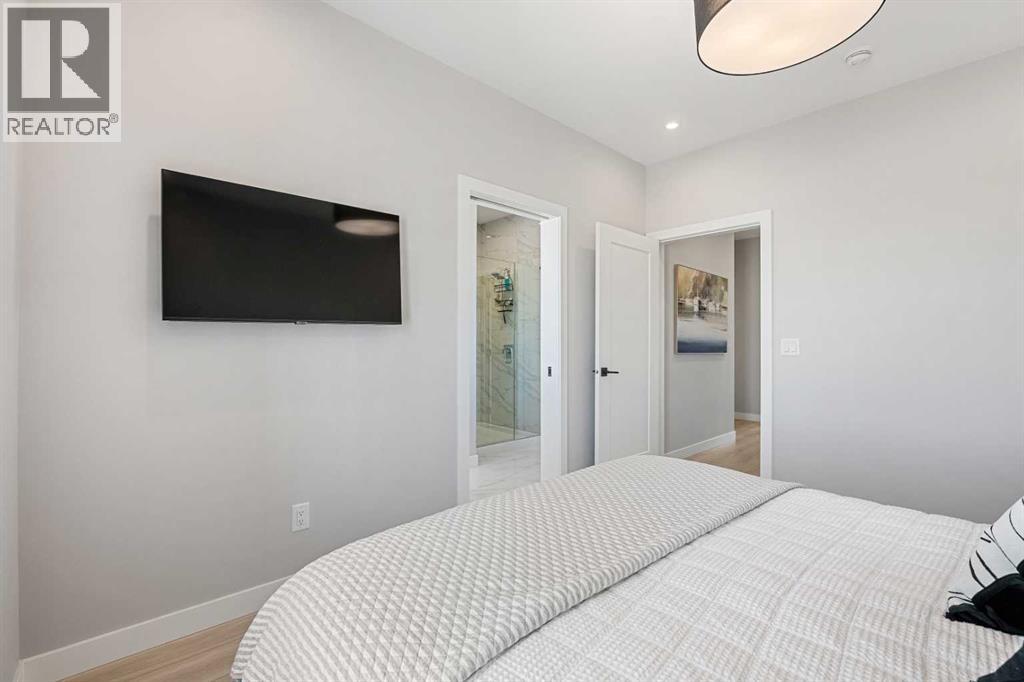 8149 8 Avenue Sw, Calgary, Alberta  T3H 6H9 - Photo 32 - A2251334