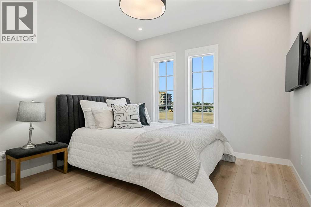 8149 8 Avenue Sw, Calgary, Alberta  T3H 6H9 - Photo 30 - A2251334
