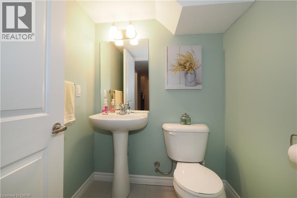 550 Landgren Court, Kitchener, Ontario N2A 0G8 - Photo 31 - 40774214