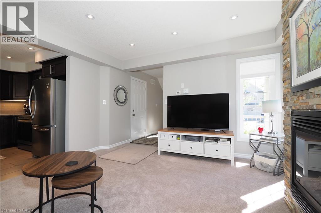 550 Landgren Court, Kitchener, Ontario N2A 0G8 - Photo 7 - 40774214