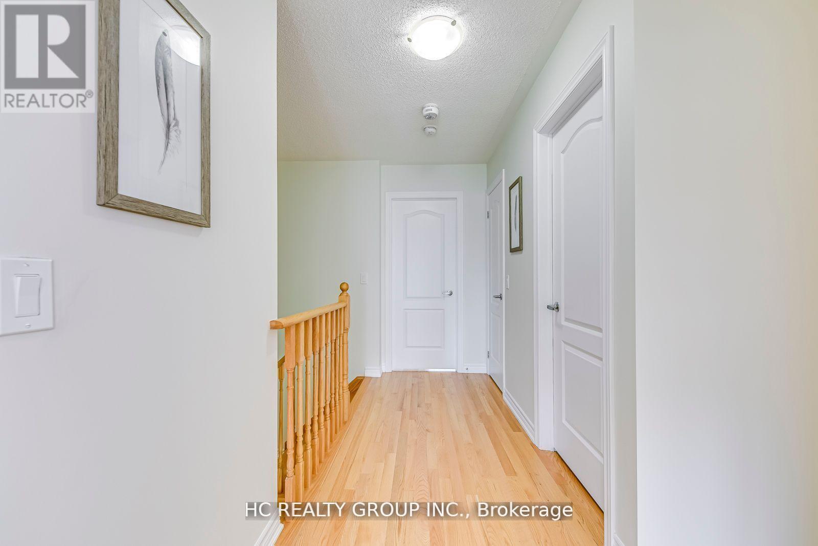 385 Athabasca Common, Oakville, Ontario  L6H 0R5 - Photo 18 - W12432888
