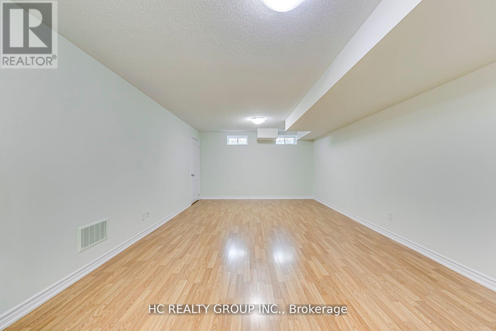 385 Athabasca Common, Oakville, Ontario  L6H 0R5 - Photo 32 - W12432888