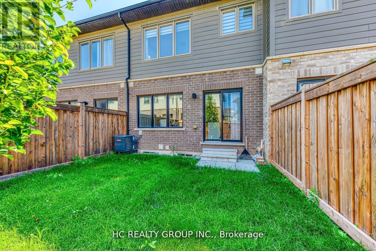 385 Athabasca Common, Oakville, Ontario  L6H 0R5 - Photo 34 - W12432888