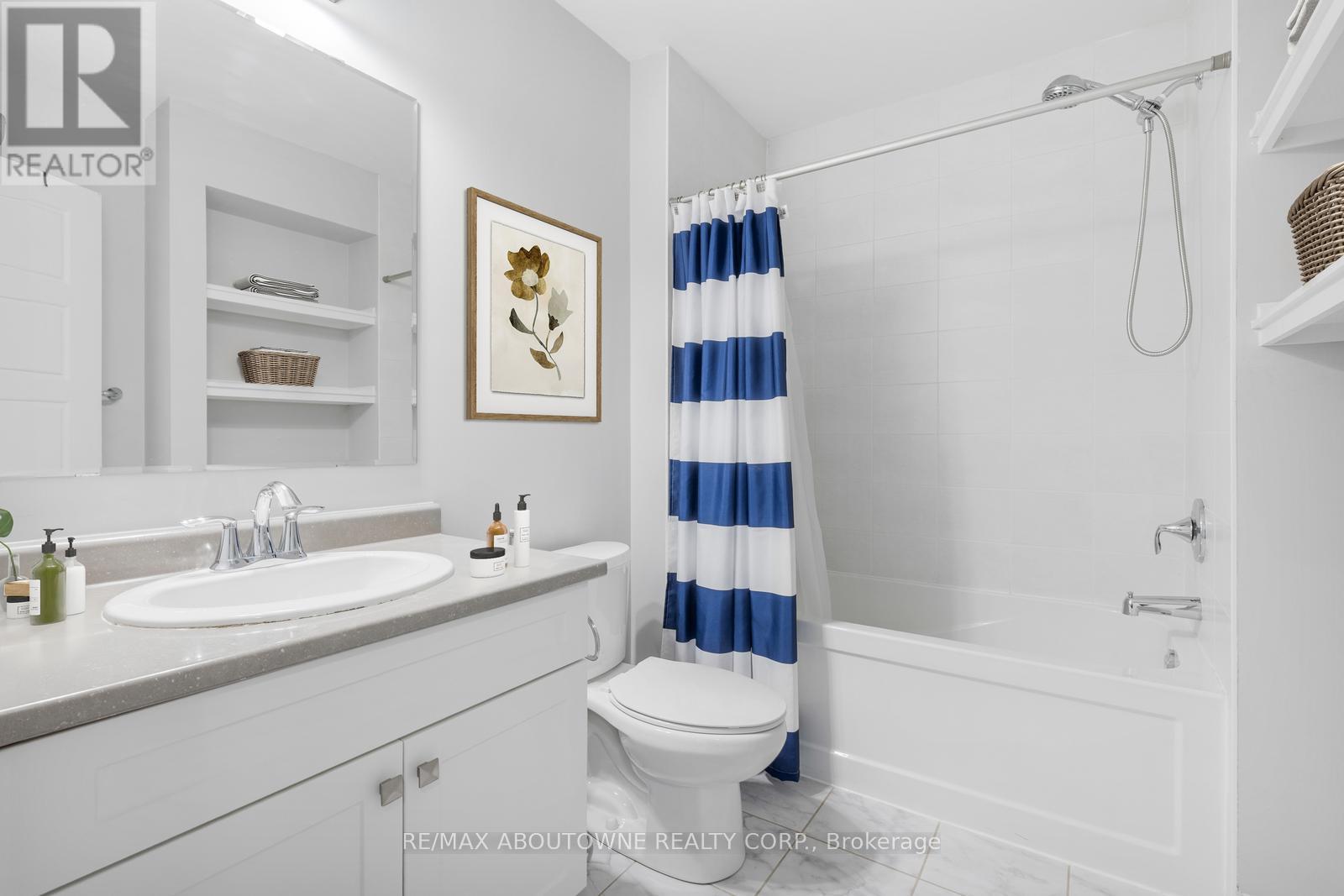298 Jemima Drive, Oakville, Ontario  L6M 0V6 - Photo 21 - W12432906