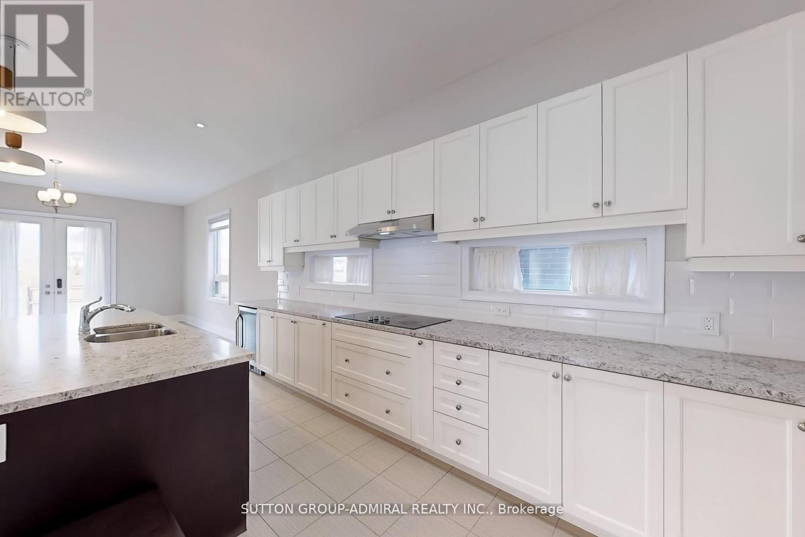 15 Settlers Field Road, Brampton, Ontario  L6X 5P2 - Photo 11 - W12432931