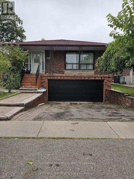 UPPER - 7600 MIDDLESHIRE DRIVE, Mississauga, Ontario