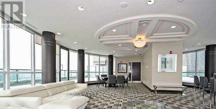 1006 - 208 Enfield Place, Mississauga, Ontario  L5B 0G8 - Photo 3 - W12432968