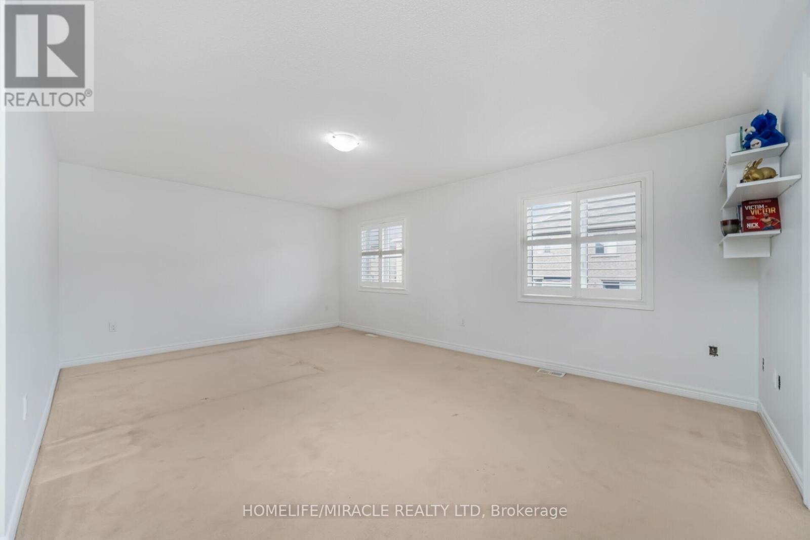 10 Kenora Street, Brampton, Ontario  L6X 5N8 - Photo 22 - W12432974