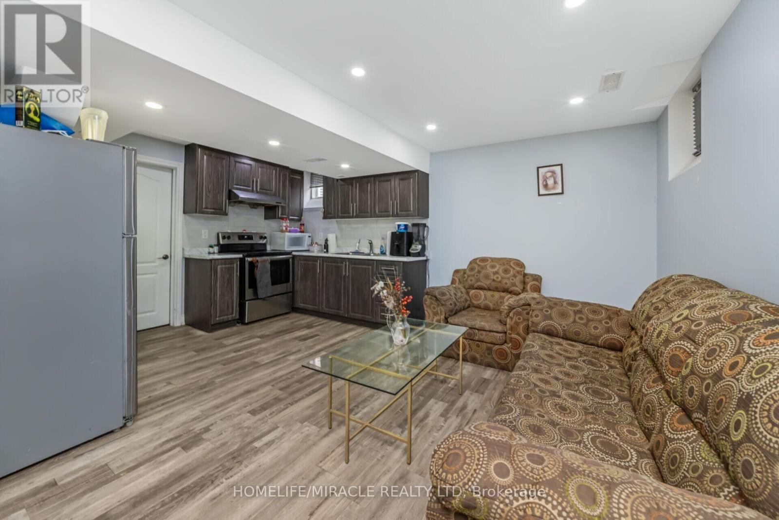 10 Kenora Street, Brampton, Ontario  L6X 5N8 - Photo 39 - W12432974