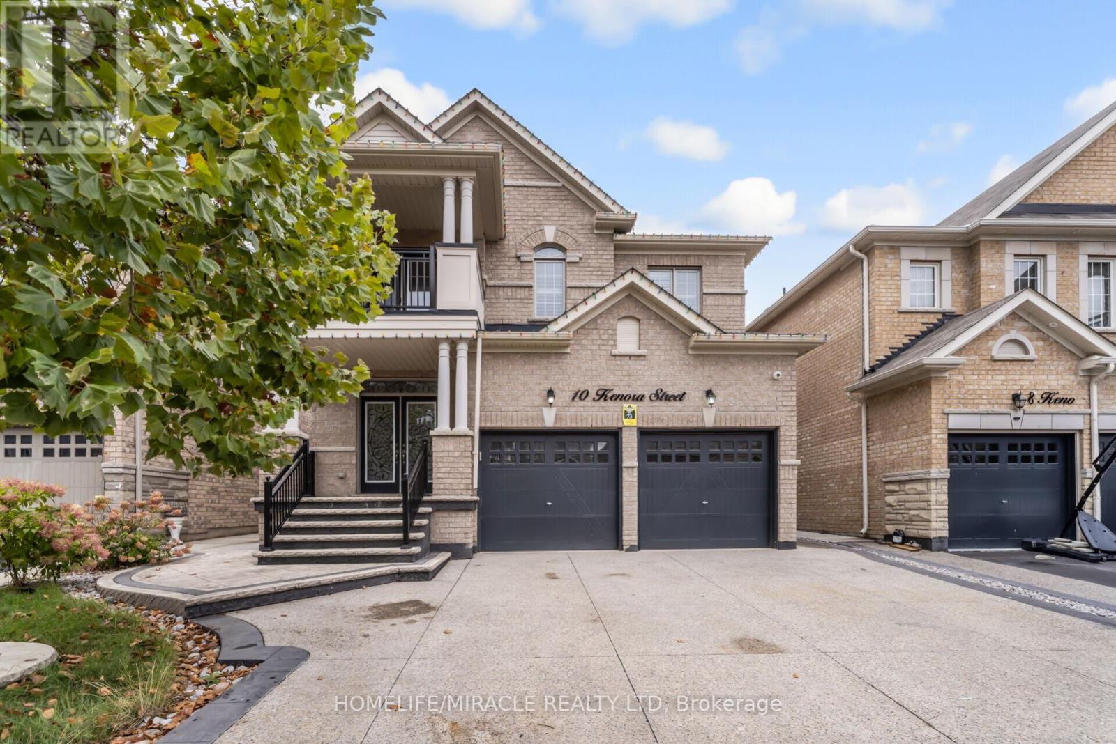10 Kenora Street, Brampton, Ontario  L6X 5N8 - Photo 4 - W12432974