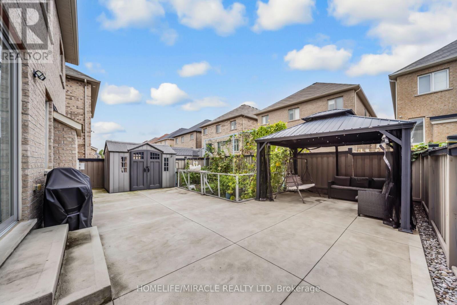 10 Kenora Street, Brampton, Ontario  L6X 5N8 - Photo 44 - W12432974