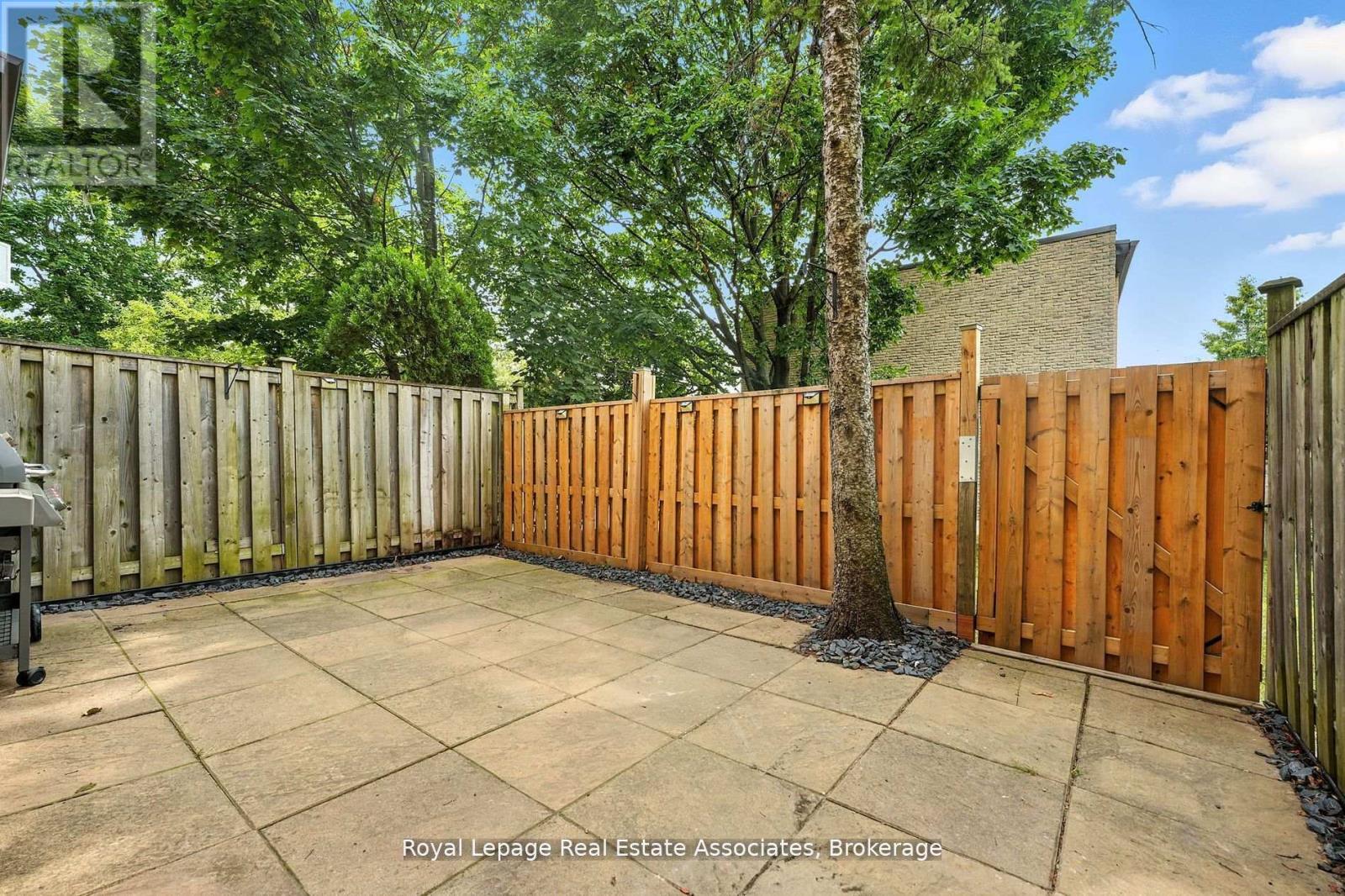 69 - 400 Bloor Street, Mississauga (Mississauga Valleys), Ontario  L5A 3M8 - Photo 32 - W12432983