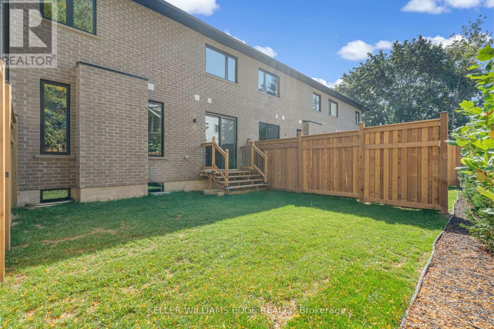 7 - 2154 Walkers Line, Burlington, Ontario  L7M 3R9 - Photo 46 - W12432993