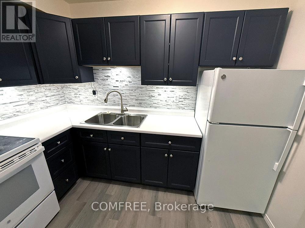 28 - 60 Hiawatha Road, Woodstock, Ontario  N4T 1P3 - Photo 2 - X12433062