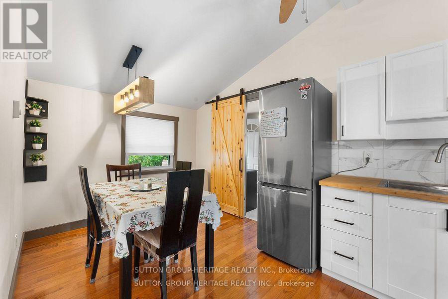 682 North Shore Drive E, Otonabee-South Monaghan, Ontario  K0L 1B0 - Photo 12 - X12432891