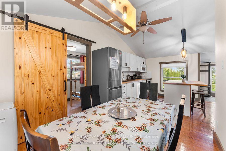 682 North Shore Drive E, Otonabee-South Monaghan, Ontario  K0L 1B0 - Photo 16 - X12432891