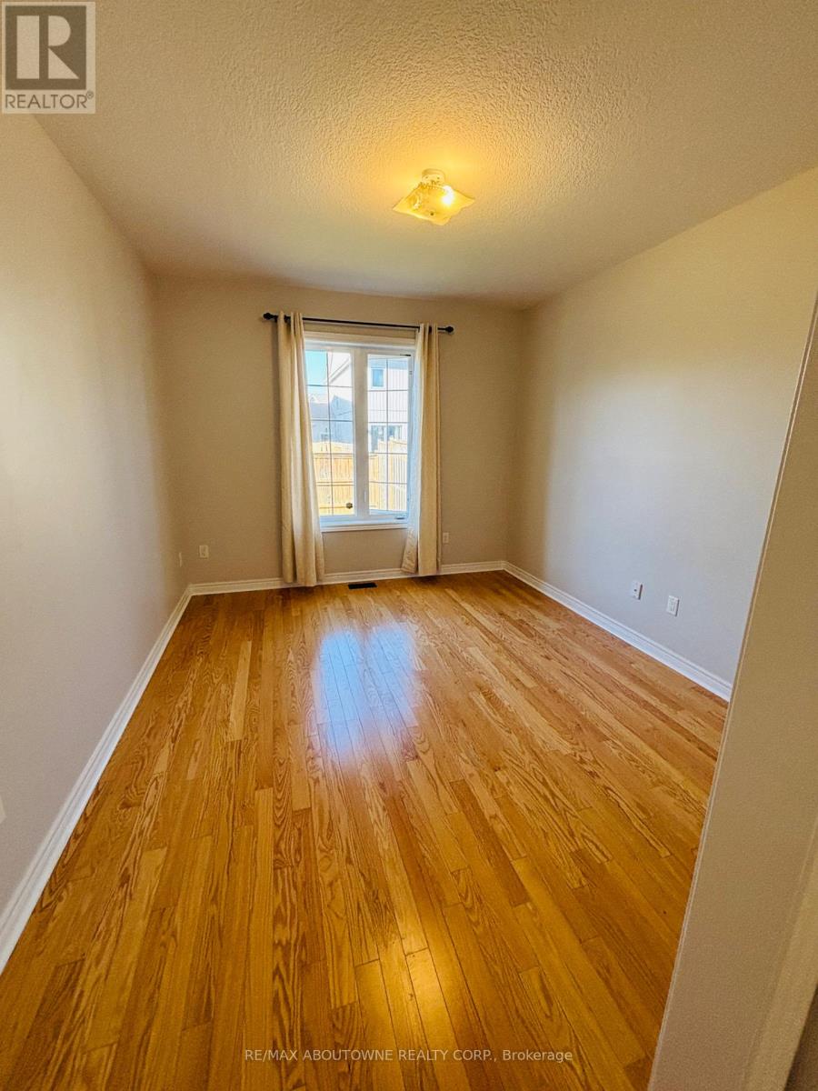 676 Baldwin Crescent, Woodstock, Ontario  N4T 0G6 - Photo 12 - X12432898