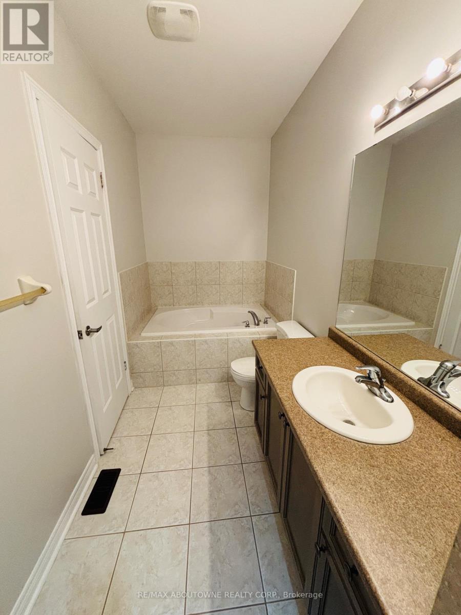 676 Baldwin Crescent, Woodstock, Ontario  N4T 0G6 - Photo 15 - X12432898