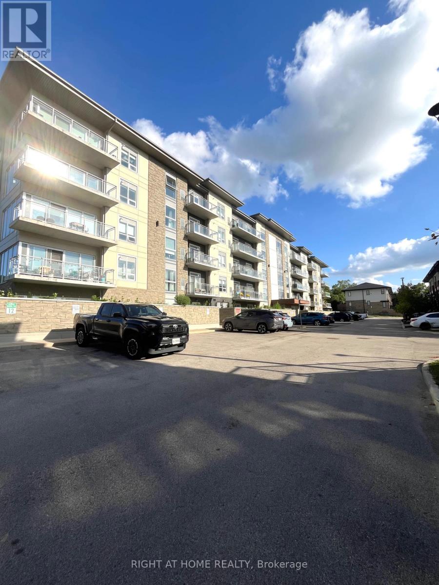 214 - 16 Markle Crescent, Hamilton, Ontario  L9G 3K9 - Photo 2 - X12432960
