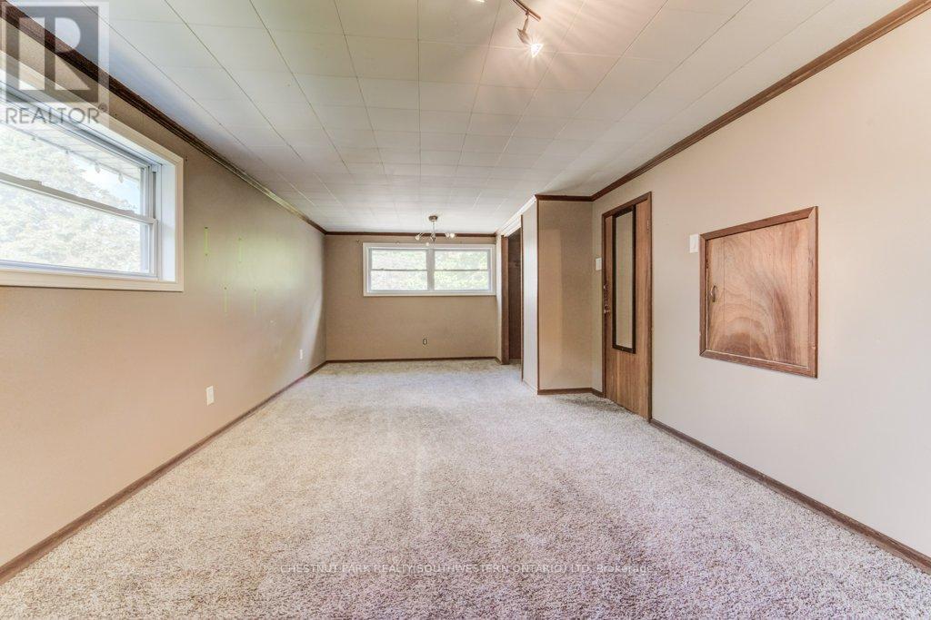 35 Vista Crescent, Kitchener, Ontario  N2M 4C8 - Photo 24 - X12432969