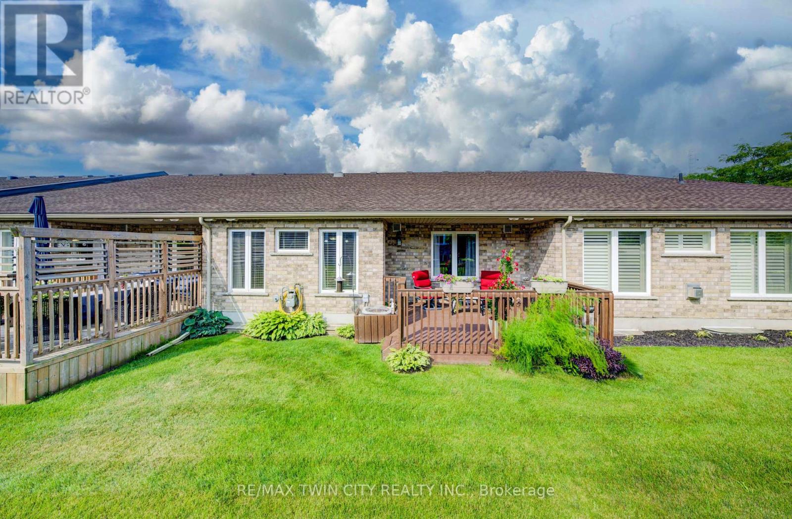 28 - 35 Green Gate Boulevard, Cambridge, Ontario  N1T 0A3 - Photo 30 - X12433002