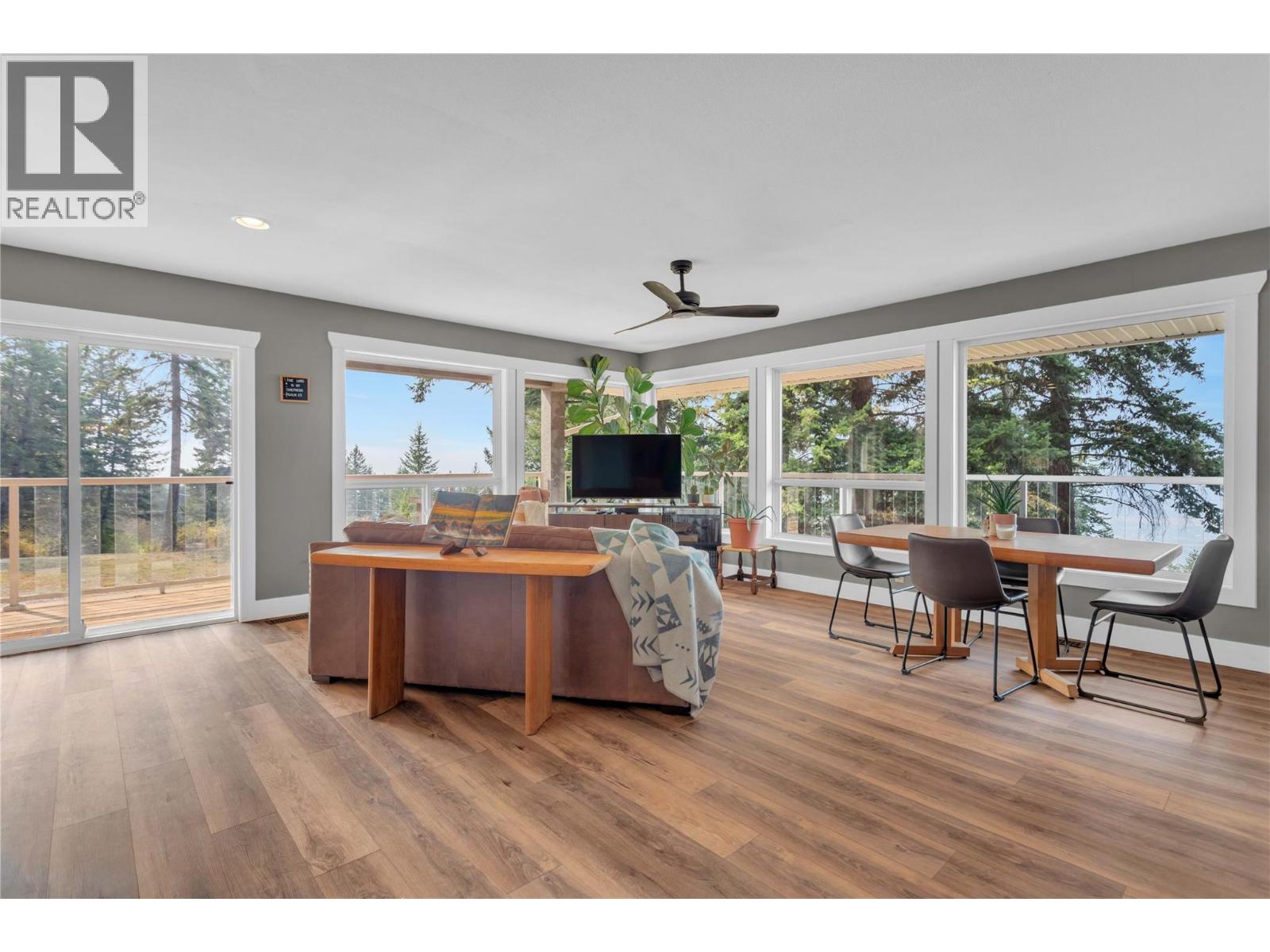 6011 Oyama Lake Road, Lake Country, British Columbia  V4V 2C9 - Photo 4 - 10364359