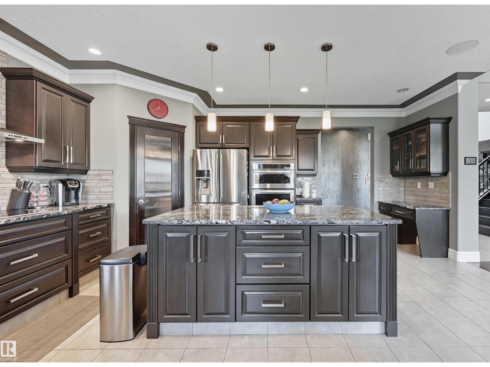 Property at 1806 ADAMSON PT SW image 4