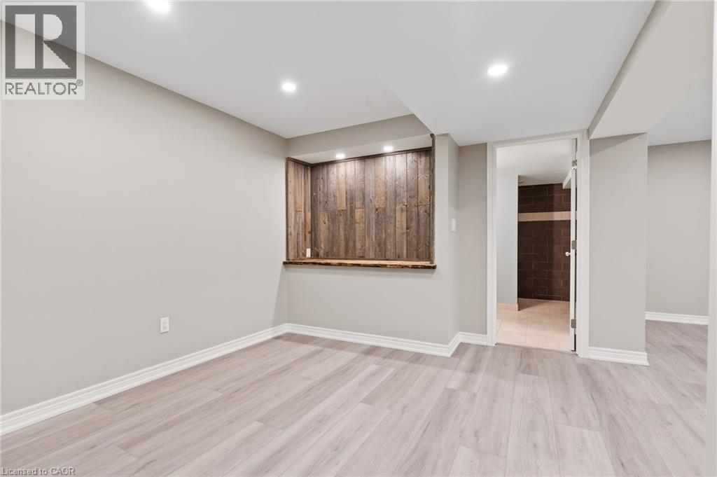 27 Deere Street, Welland, Ontario  L3B 2L7 - Photo 19 - 40764128