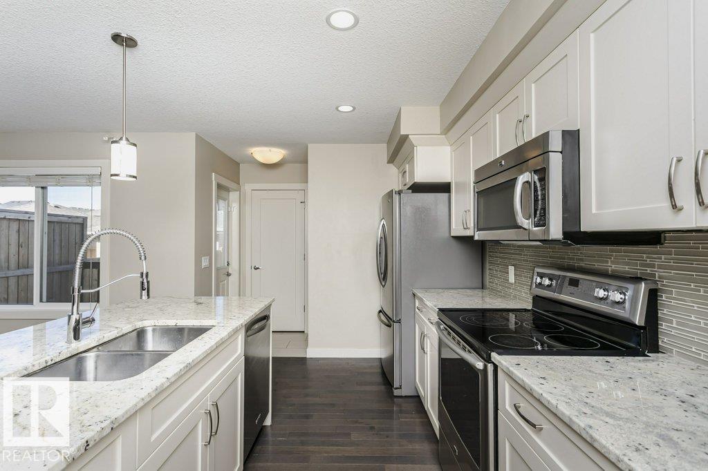 424 Chappelle Dr Sw, Edmonton, Alberta  T6W 0Z3 - Photo 4 - E4459821