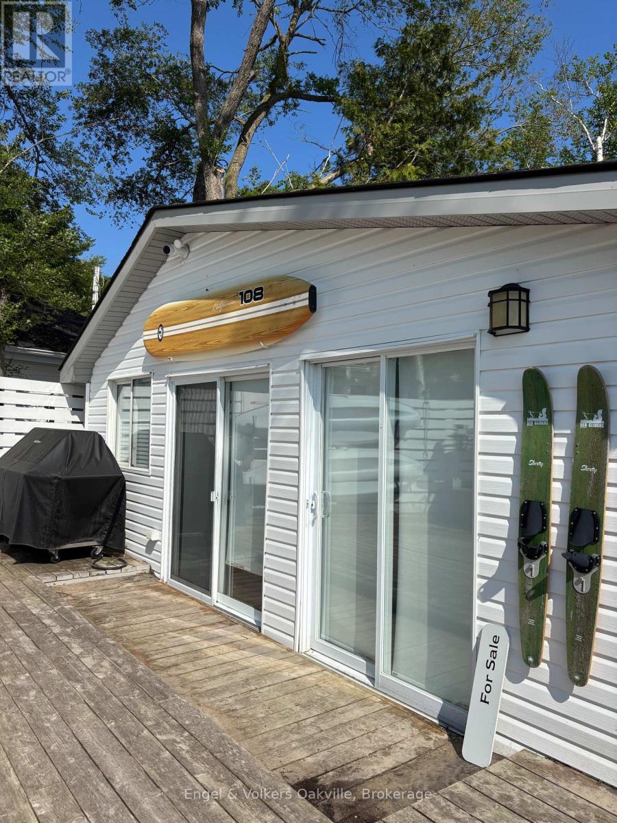 2234 Tiny Beaches  Road S, Tiny, Ontario  L0L 1P1 - Photo 26 - S12432521