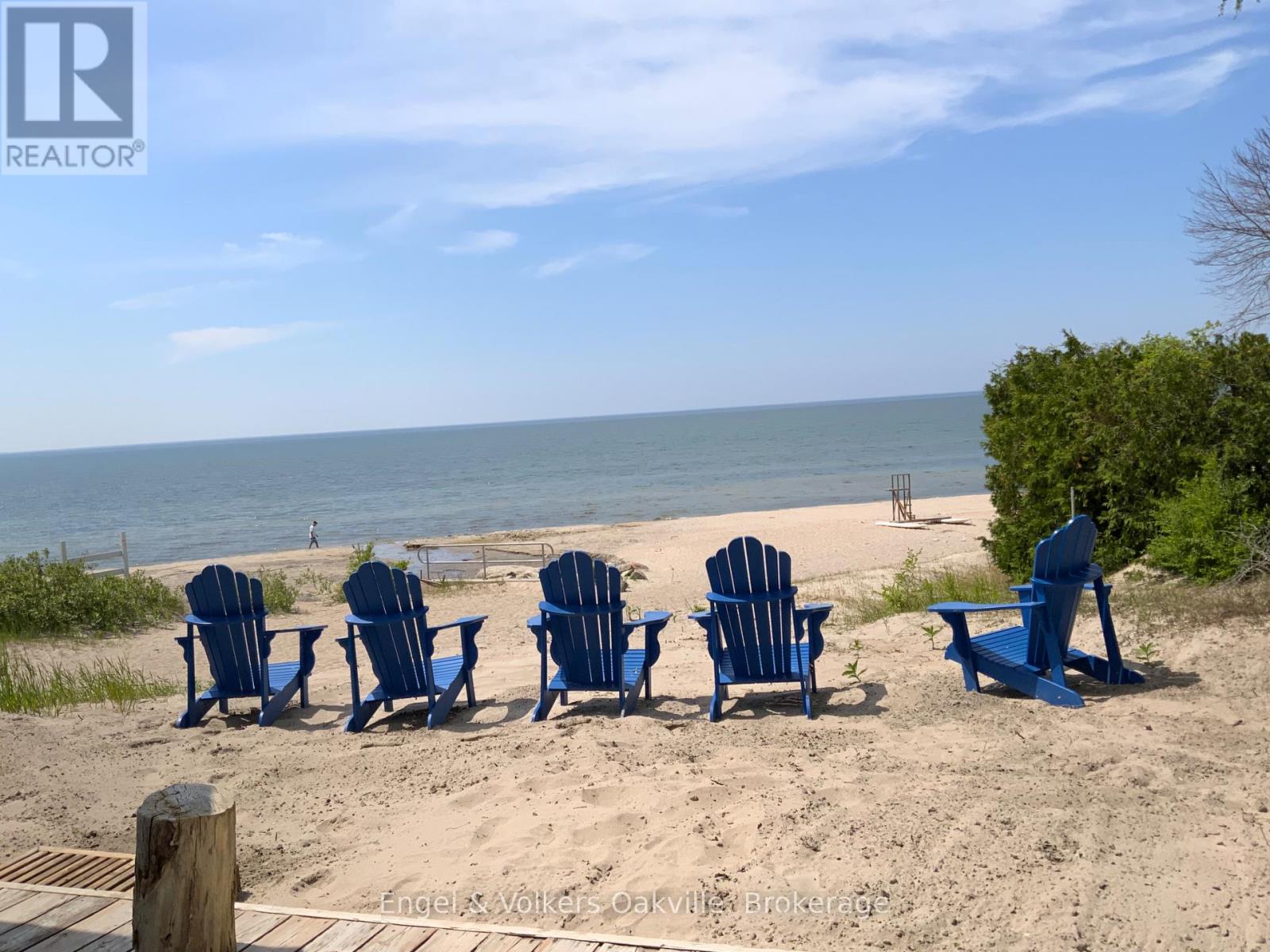 2234 Tiny Beaches  Road S, Tiny, Ontario  L0L 1P1 - Photo 38 - S12432521
