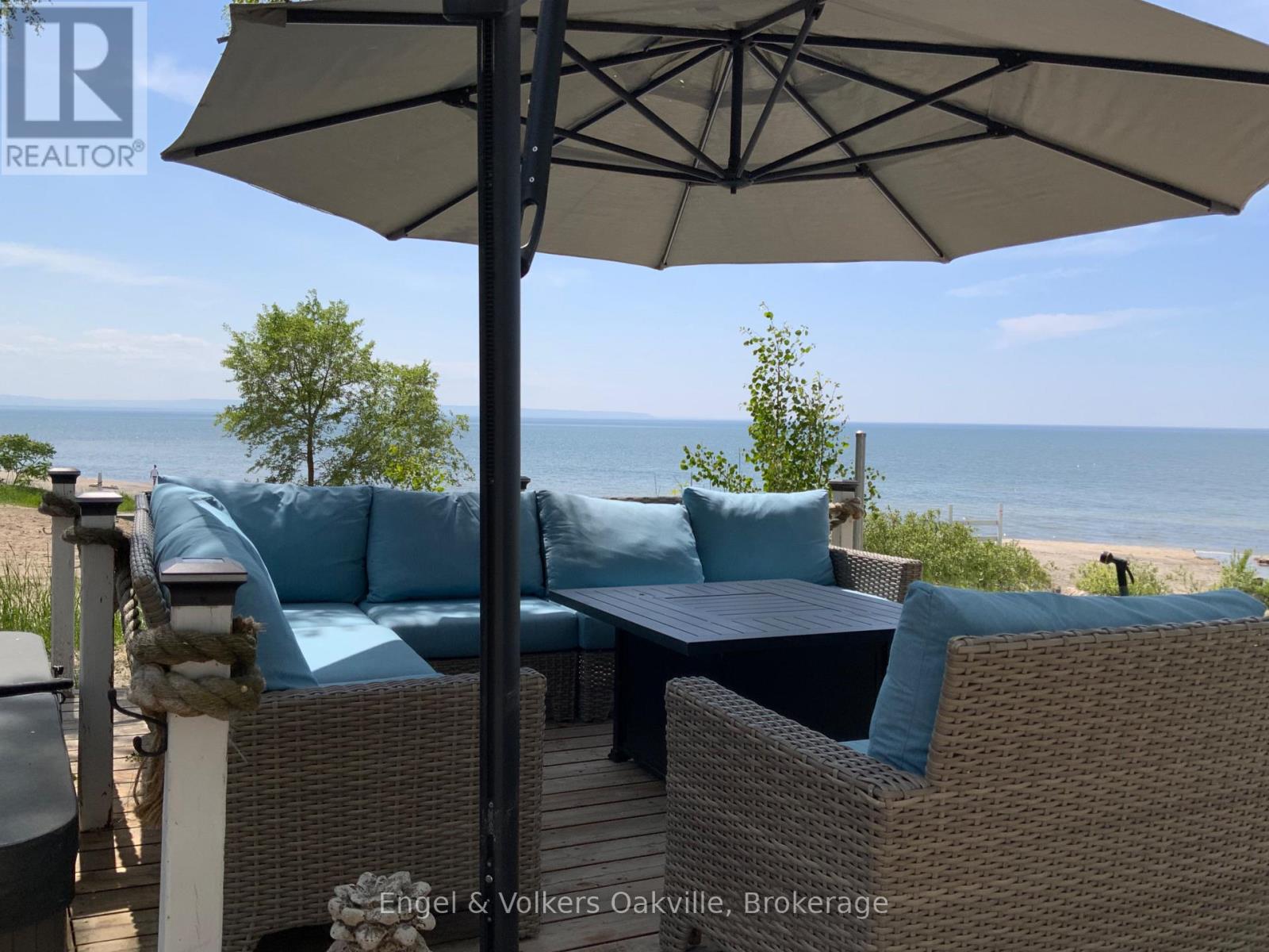 2234 Tiny Beaches  Road S, Tiny, Ontario  L0L 1P1 - Photo 36 - S12432521
