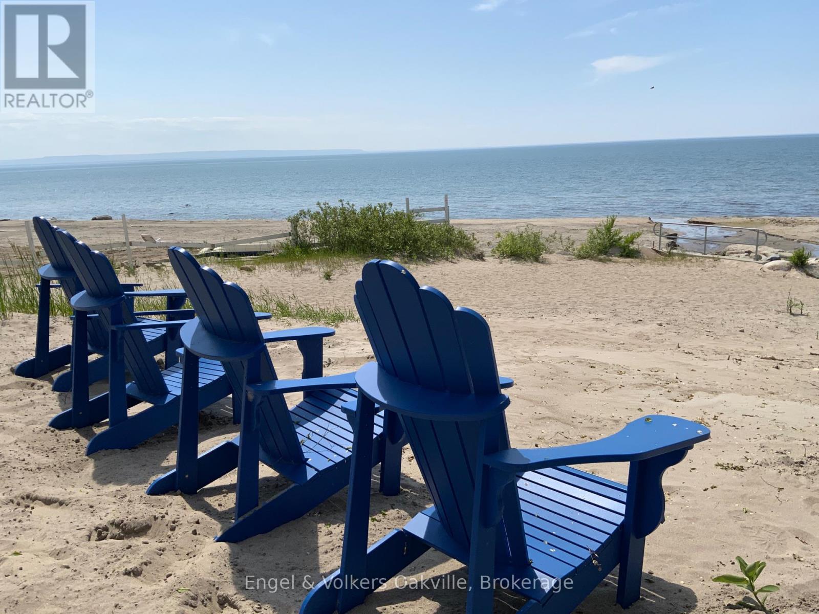 2234 Tiny Beaches  Road S, Tiny, Ontario  L0L 1P1 - Photo 6 - S12432521