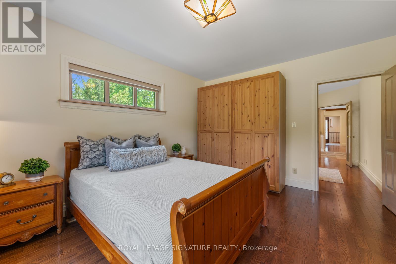 30 Kingswood Drive, King, Ontario  L7B 1K8 - Photo 23 - N12432099