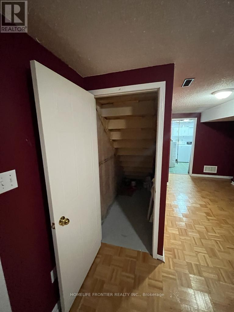 2b - 5865 Dalebrook Crescent, Mississauga, Ontario  L5M 5X1 - Photo 24 - W12417761