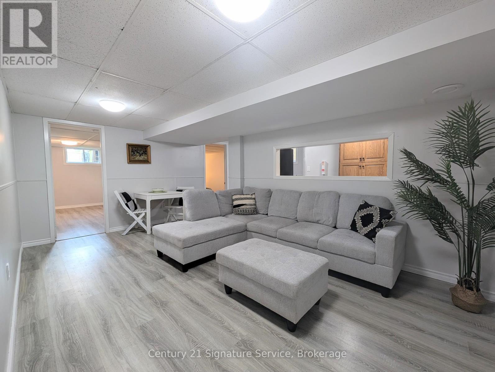 LOWER LEVEL - 71 COMMERCIAL STREET, Welland, Ontario