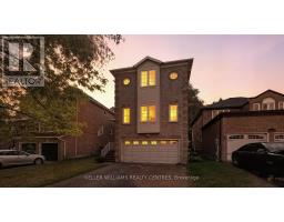 19 STEMMLE DRIVE, Aurora, Ontario