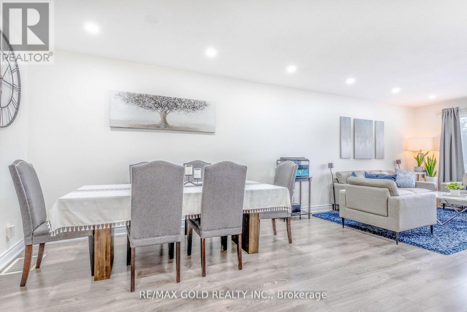 36 Garfield Crescent, Brampton, Ontario  L6V 1V8 - Photo 13 - W12428165