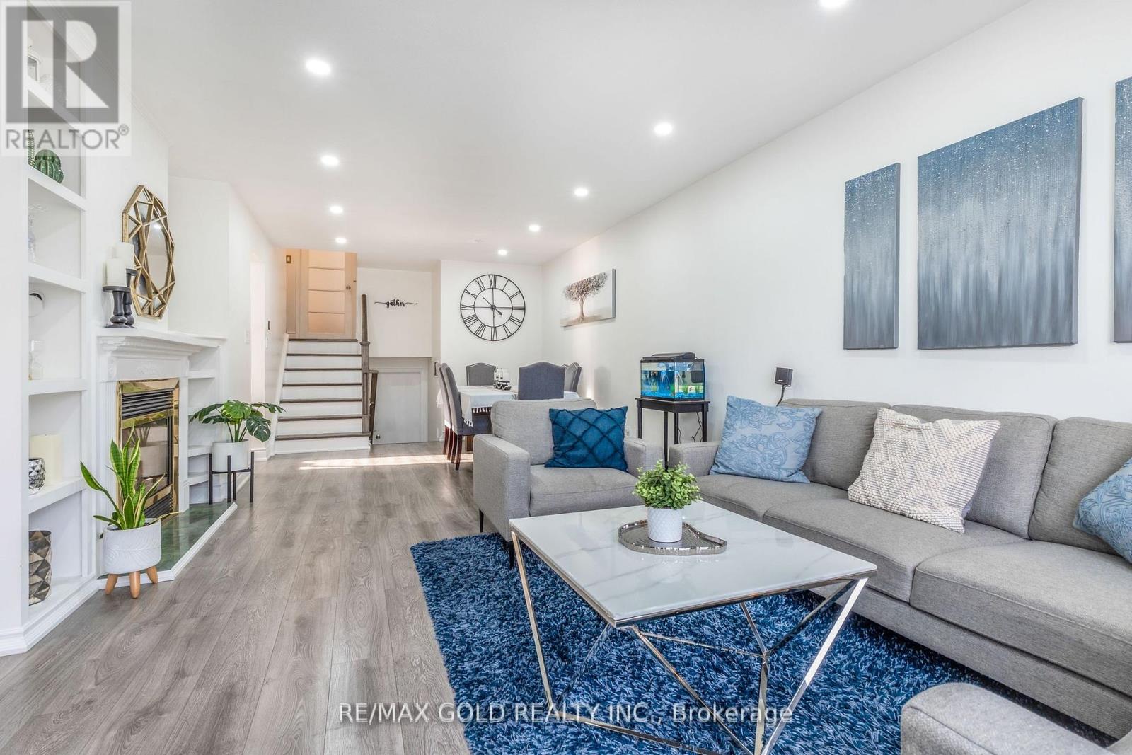 36 Garfield Crescent, Brampton, Ontario  L6V 1V8 - Photo 4 - W12428165