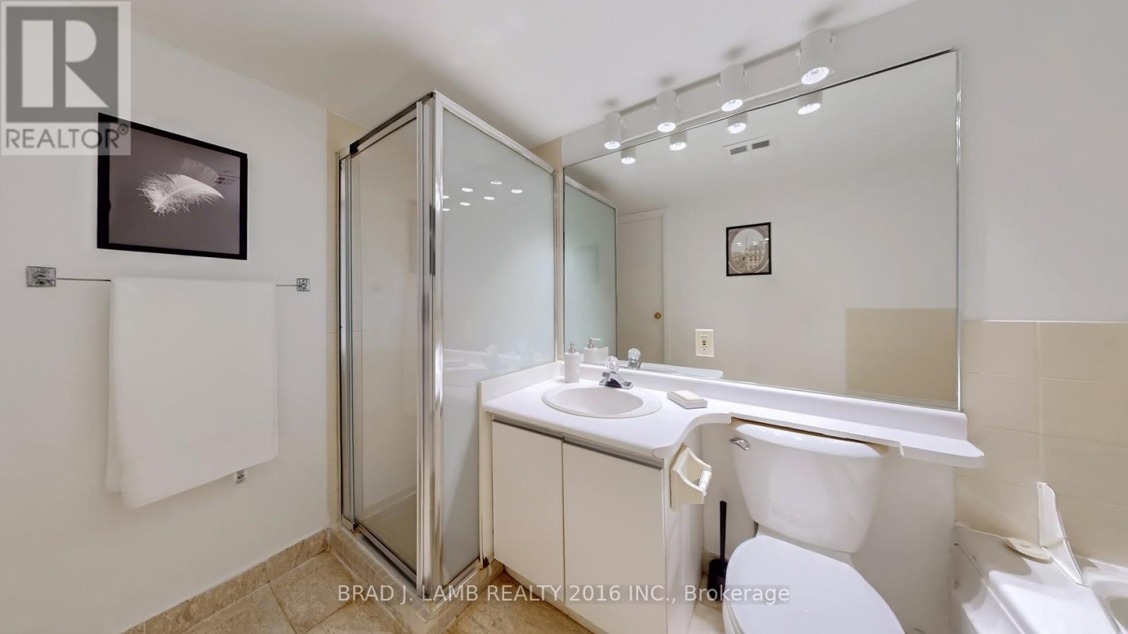 907 - 10 Yonge Street, Toronto, Ontario  M5E 1R4 - Photo 9 - C12350743