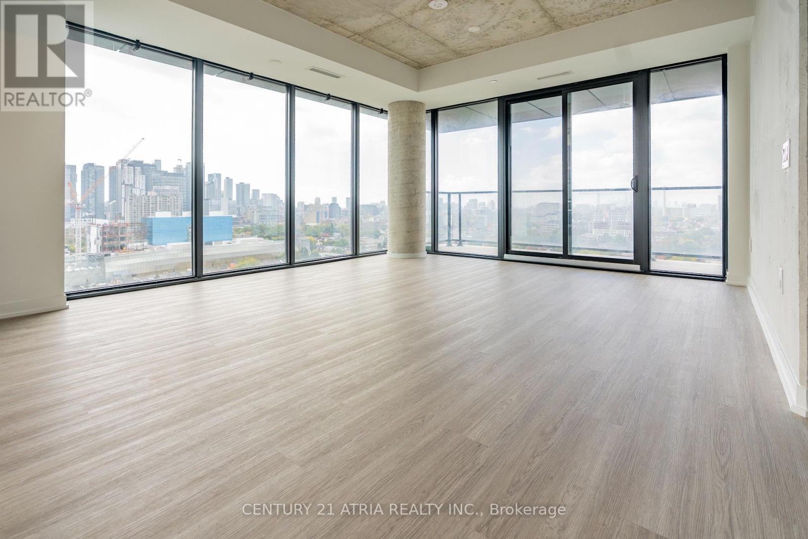 1511 - 195 Mccaul Street, Toronto, Ontario  M5T 0E5 - Photo 3 - C12433013