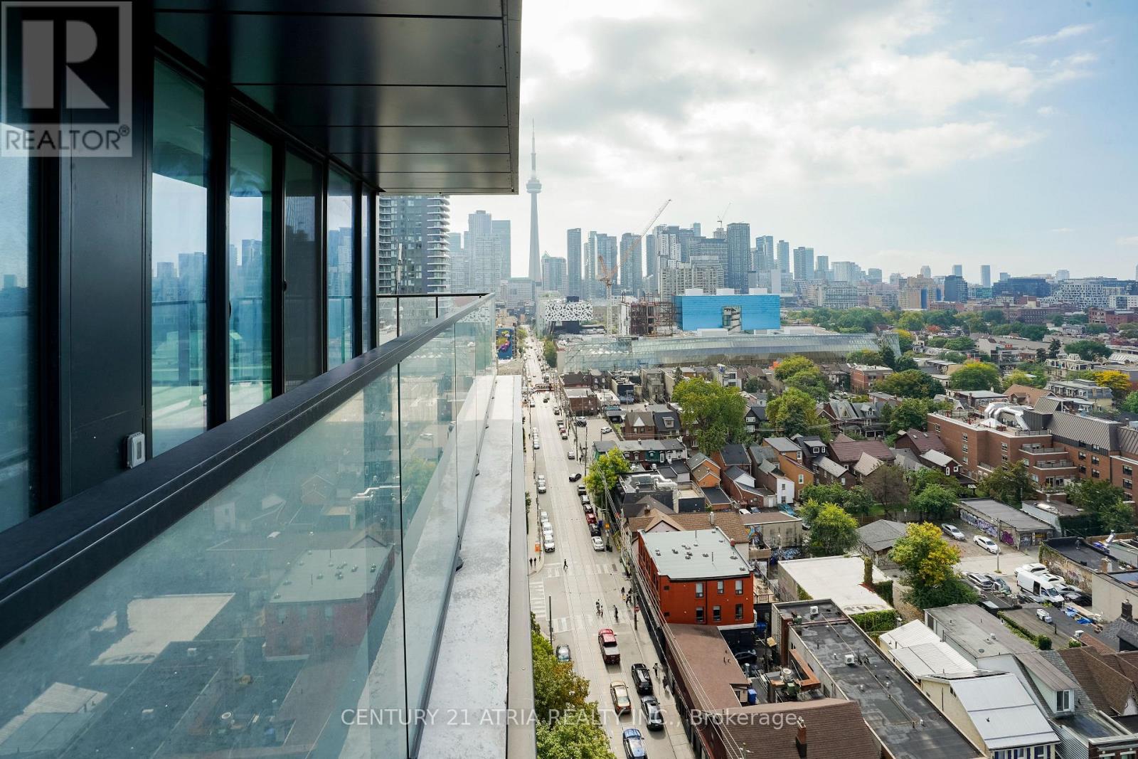 1511 - 195 Mccaul Street, Toronto, Ontario  M5T 0E5 - Photo 12 - C12433013