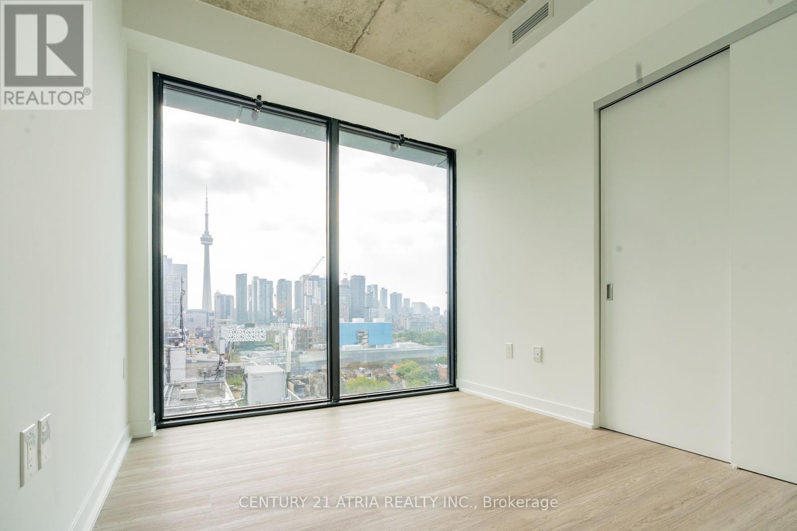 1511 - 195 Mccaul Street, Toronto, Ontario  M5T 0E5 - Photo 9 - C12433013