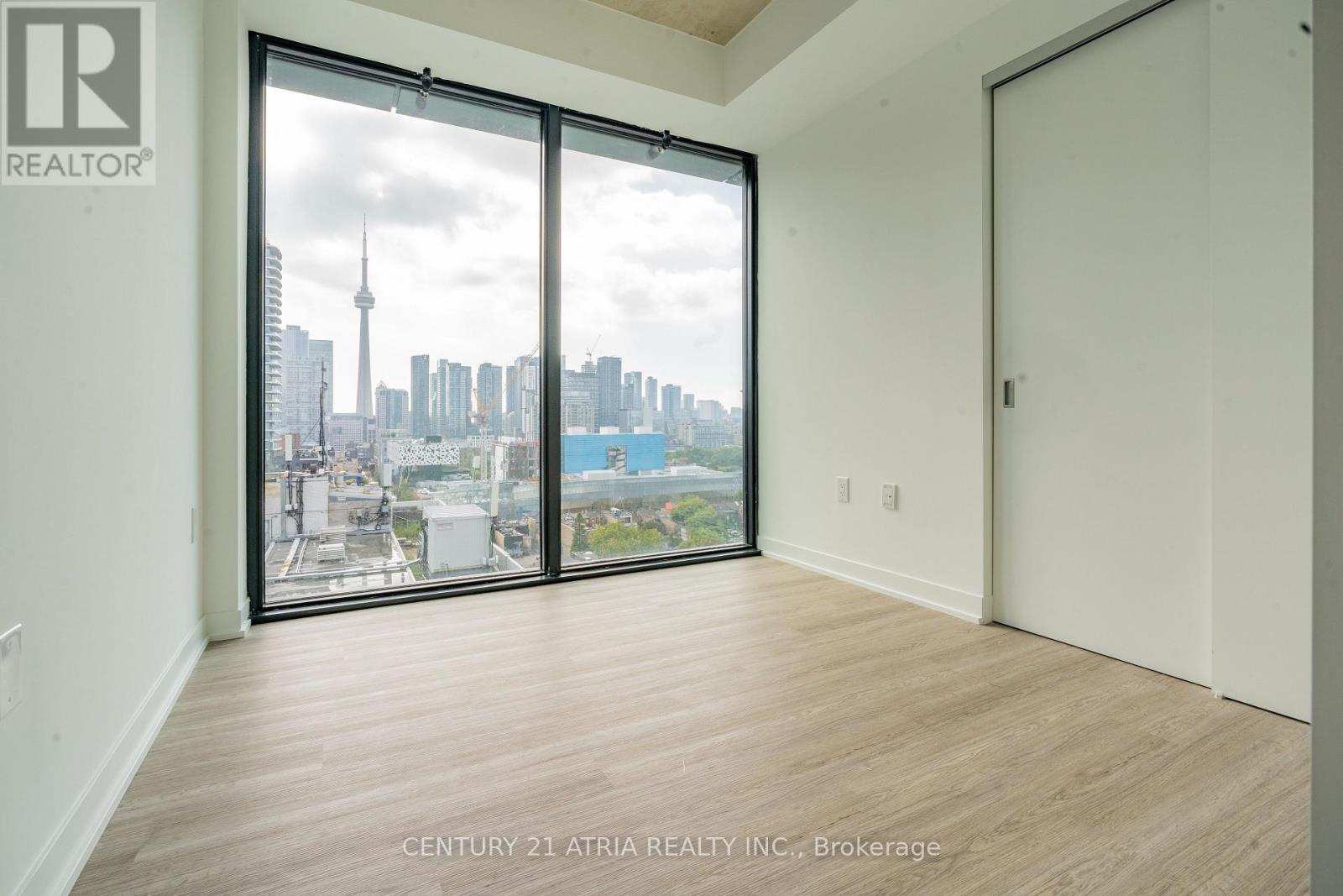 1511 - 195 Mccaul Street, Toronto, Ontario  M5T 0E5 - Photo 8 - C12433013