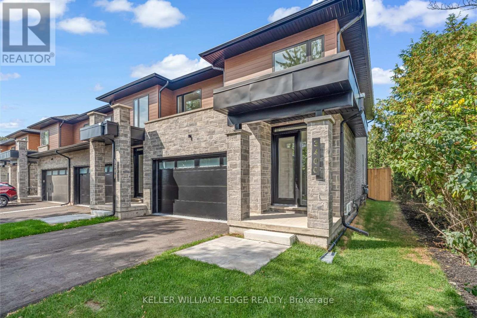 1 - 2154 Walkers Line, Burlington, Ontario  L7M 3R9 - Photo 4 - W12432794
