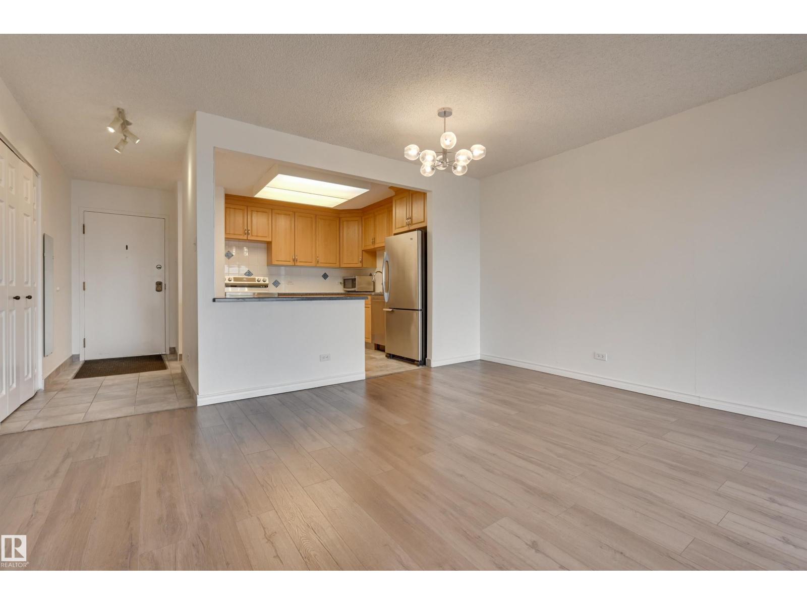 #1204 11027 87 Av Nw, Edmonton, Alberta  T6G 2P9 - Photo 8 - E4452138