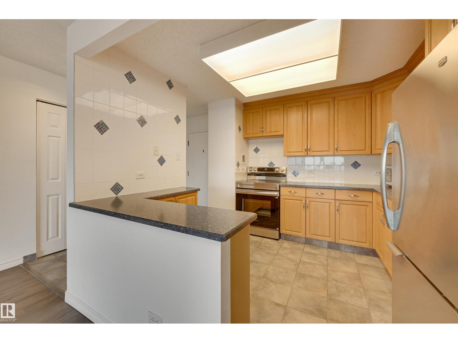 #1204 11027 87 Av Nw, Edmonton, Alberta  T6G 2P9 - Photo 13 - E4452138